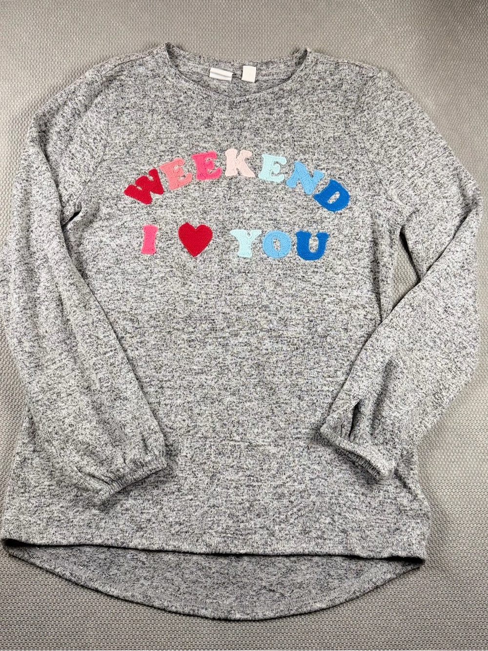 GAP Grey 'WEEKEND I ♥ YOU' Appliqué long sleeve shirt  size girls 10